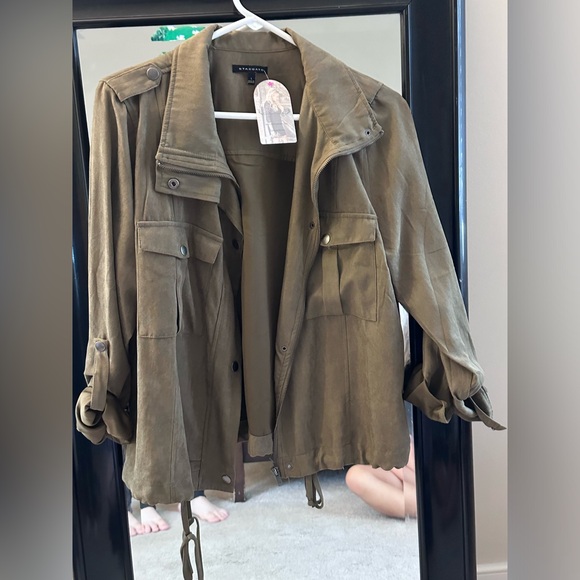 Staccato Jackets & Blazers - 🔴 🎀 2X’s Host Pick 🎀 Lightweight Army Green Jacket